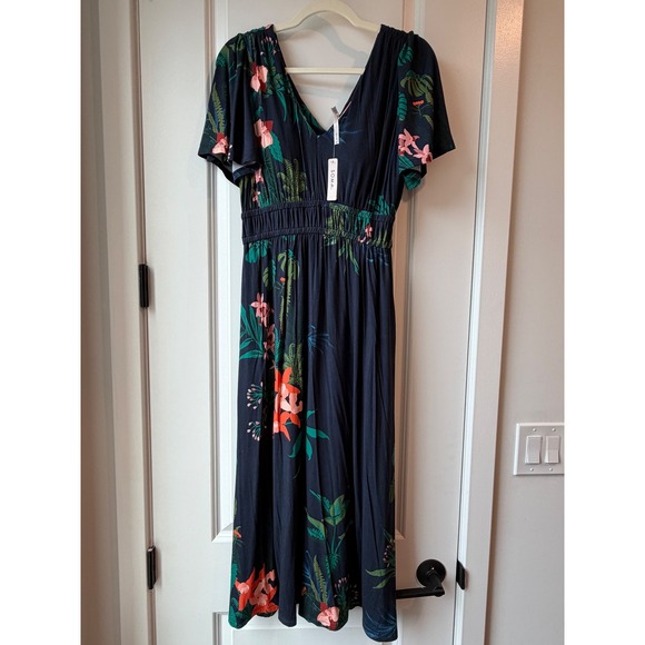 Soma Dresses & Skirts - Soma Tropical Floral V-Neck Midi Dress Women Size M Navy Blue Resortwear Boho